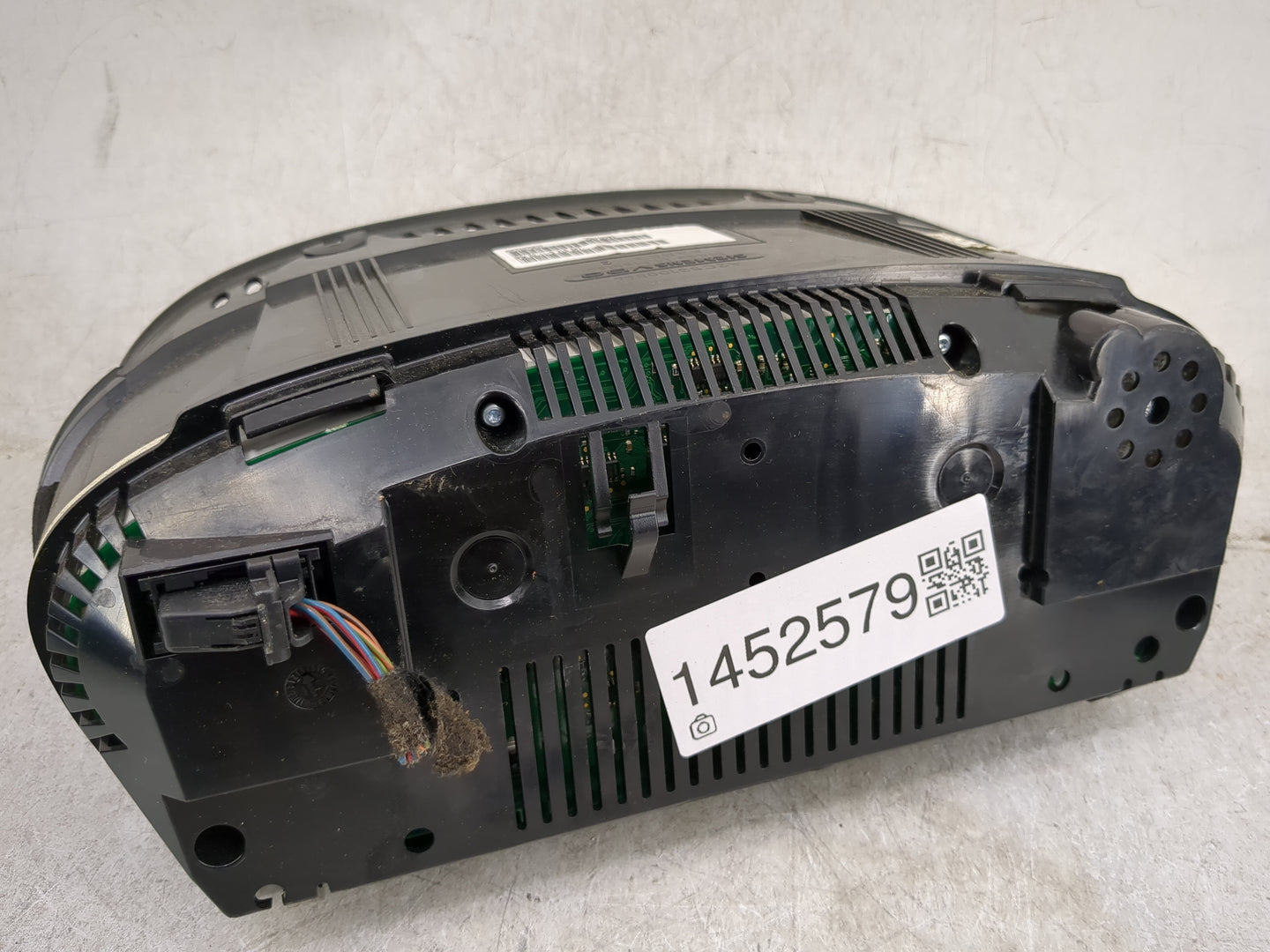 2011-2012 Audi Q5 Instrument Cluster Speedometer Gauges P/N:A2C53100844 758732203, A2C53375637 Miles: Fits Fits 2011 2012 OE