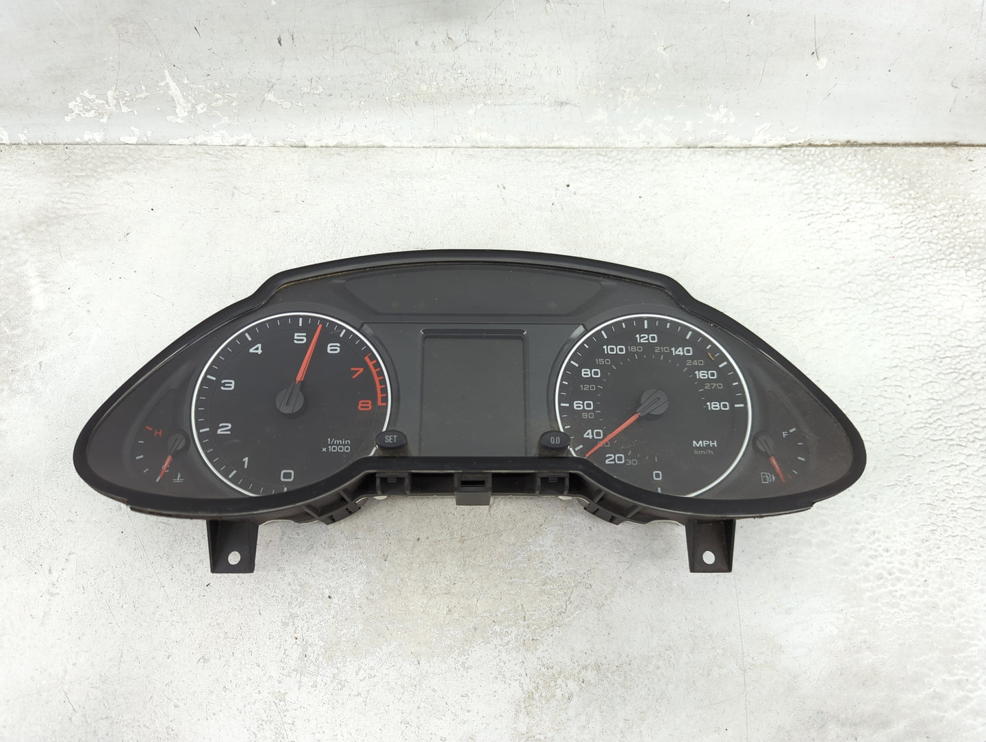 2011-2012 Audi Q5 Instrument Cluster Speedometer Gauges P/N:8R0920981G 503002381312 Miles:102K Fits Fits 2011 2012 OEM Used 