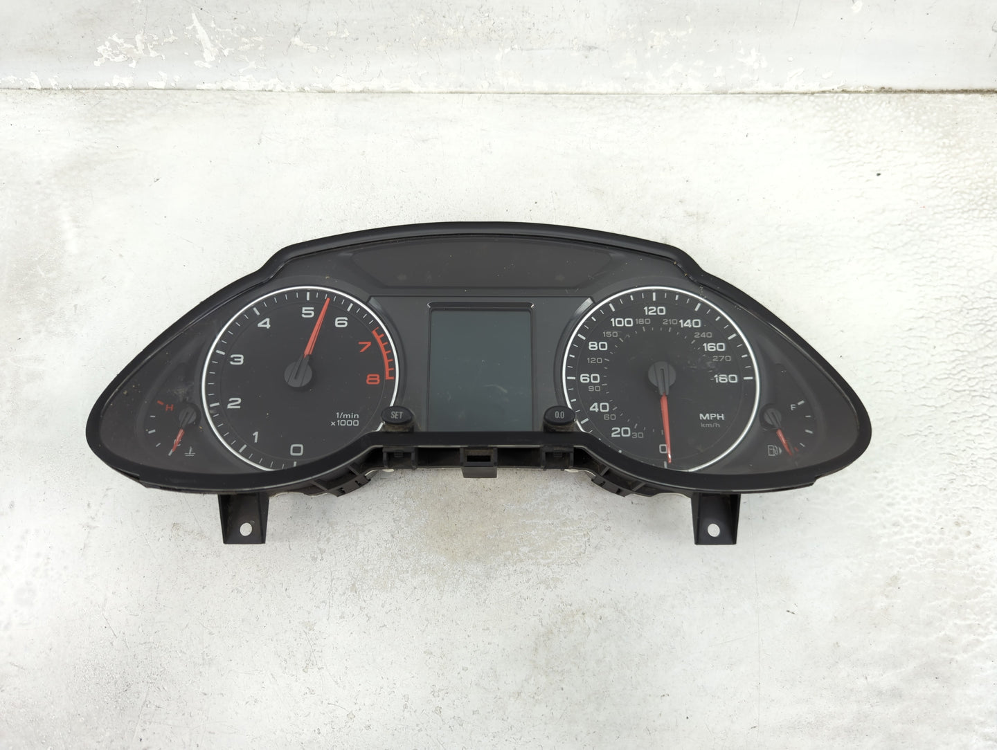 2011-2012 Audi Q5 Instrument Cluster Speedometer Gauges P/N:8R0920950K 503002380404 Miles:120K Fits Fits 2011 2012 OEM Used 