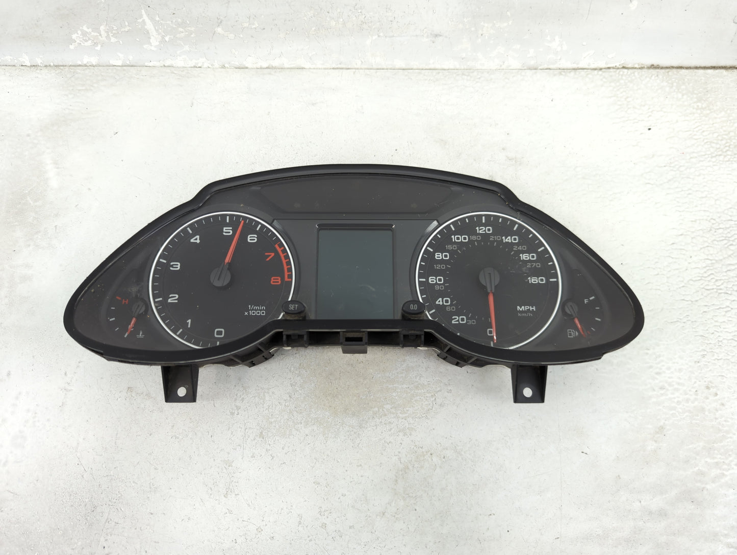 2011-2012 Audi Q5 Instrument Cluster Speedometer Gauges P/N:8R0920950K 503002380404 Miles:120K Fits Fits 2011 2012 OEM Used 