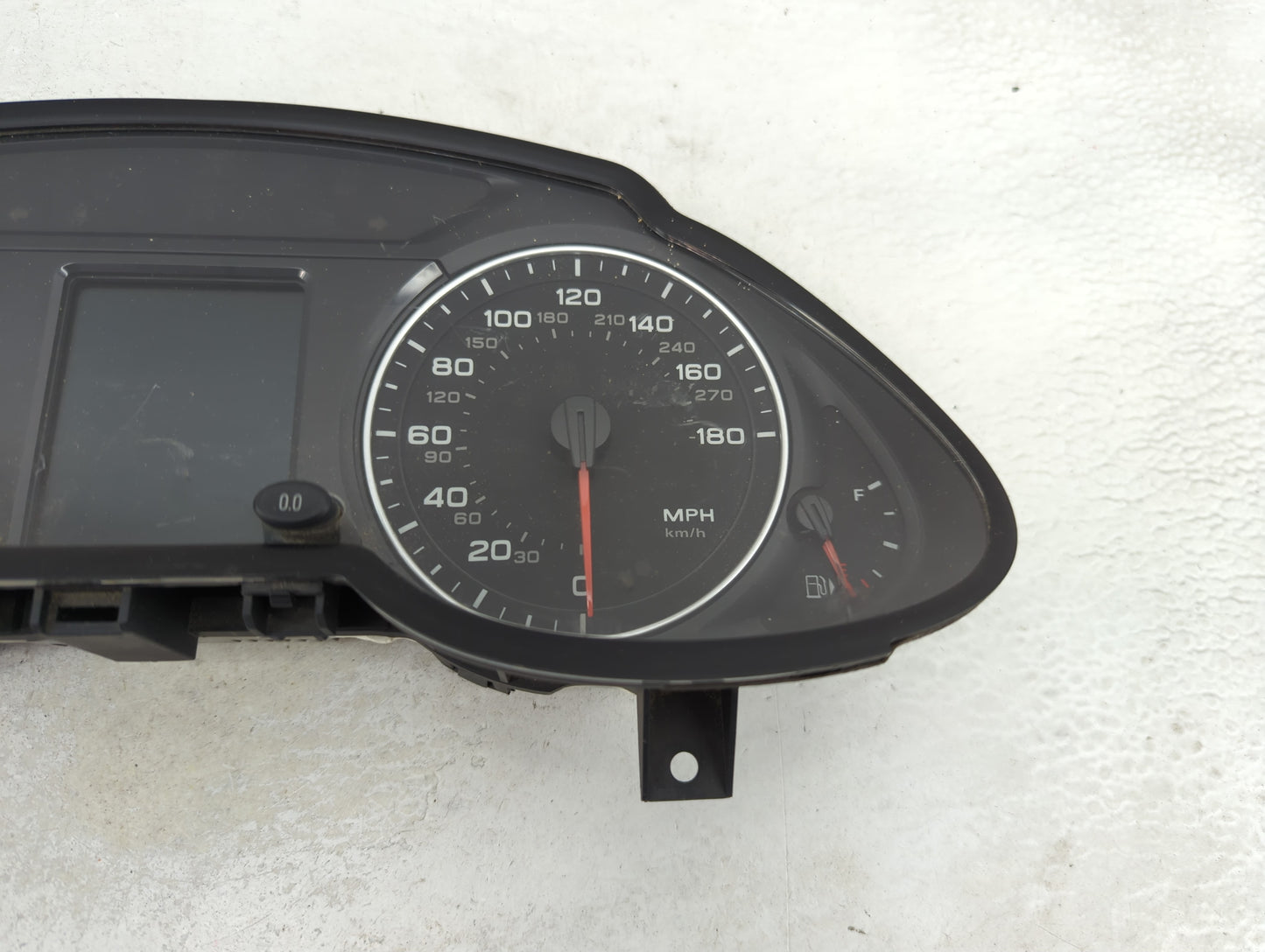 2011-2012 Audi Q5 Instrument Cluster Speedometer Gauges P/N:8R0920950K 503002380404 Miles:120K Fits Fits 2011 2012 OEM Used 
