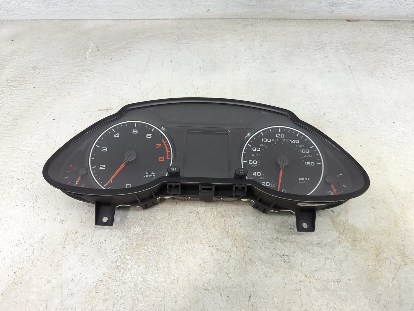 2011-2012 Audi Q5 Instrument Cluster Speedometer Gauges P/N:8R0 920 981 G Miles: Fits Fits 2011 2012 OEM Used Auto Parts - O