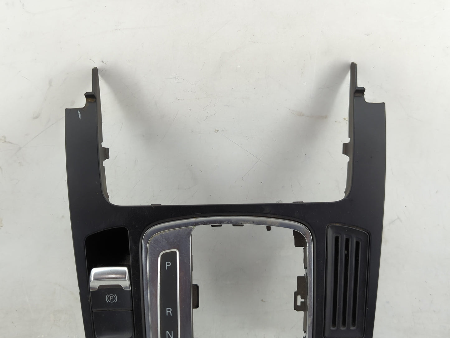2009-2017 Audi Q5 Radio Control Panel - Oemusedautoparts1.com