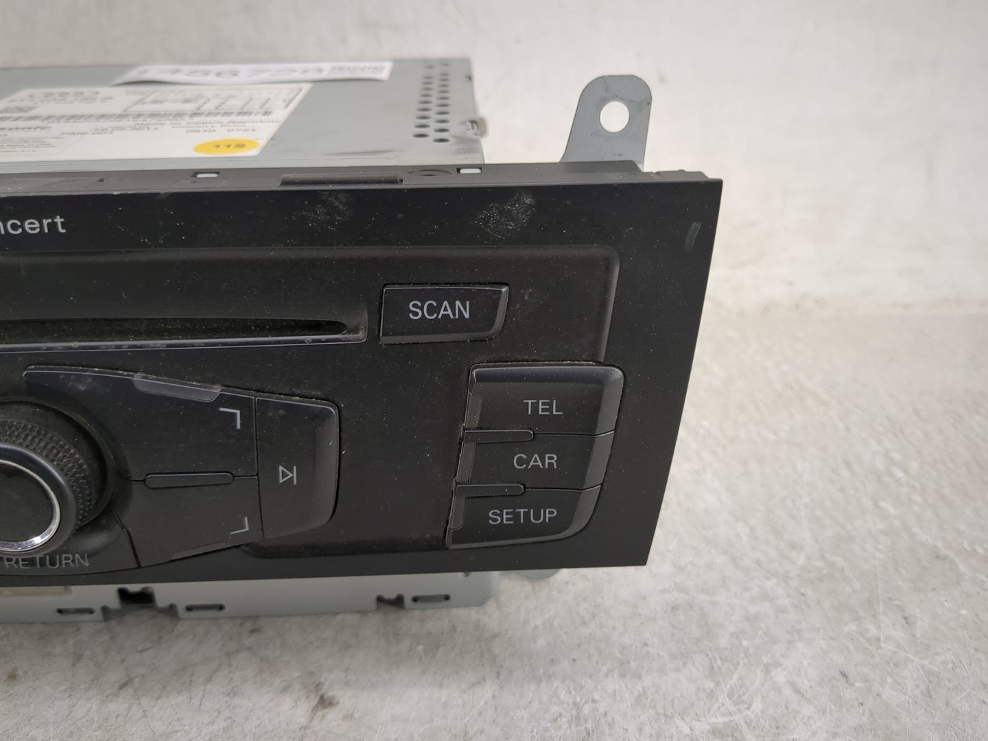2013-2017 Audi Q5 Radio AM FM Cd Player Receiver Replacement P/N:8T1035186R CQ-JA1962G Fits OEM Used Auto Parts - Oemusedaut