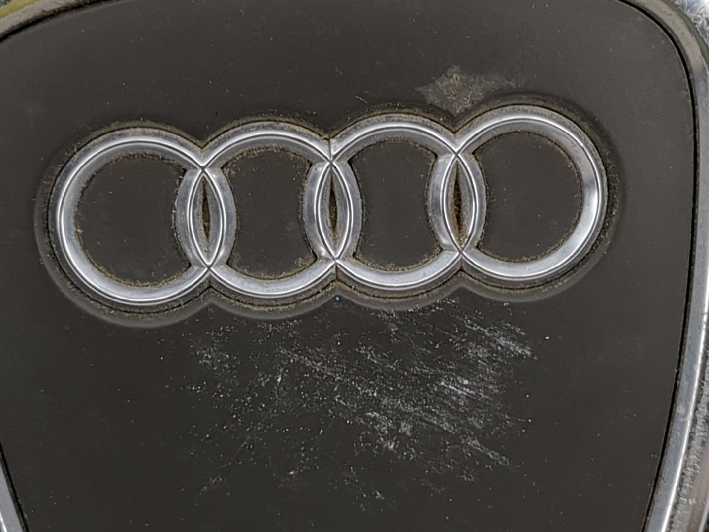 2009-2012 Audi Q5 Air Bag Driver Left Steering Wheel Mounted 1458130 - Oemusedautoparts1.com