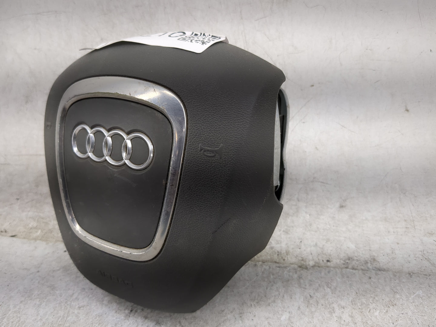 2009-2012 Audi Q5 Air Bag Driver Left Steering Wheel Mounted Black 1458210 - Oemusedautoparts1.com