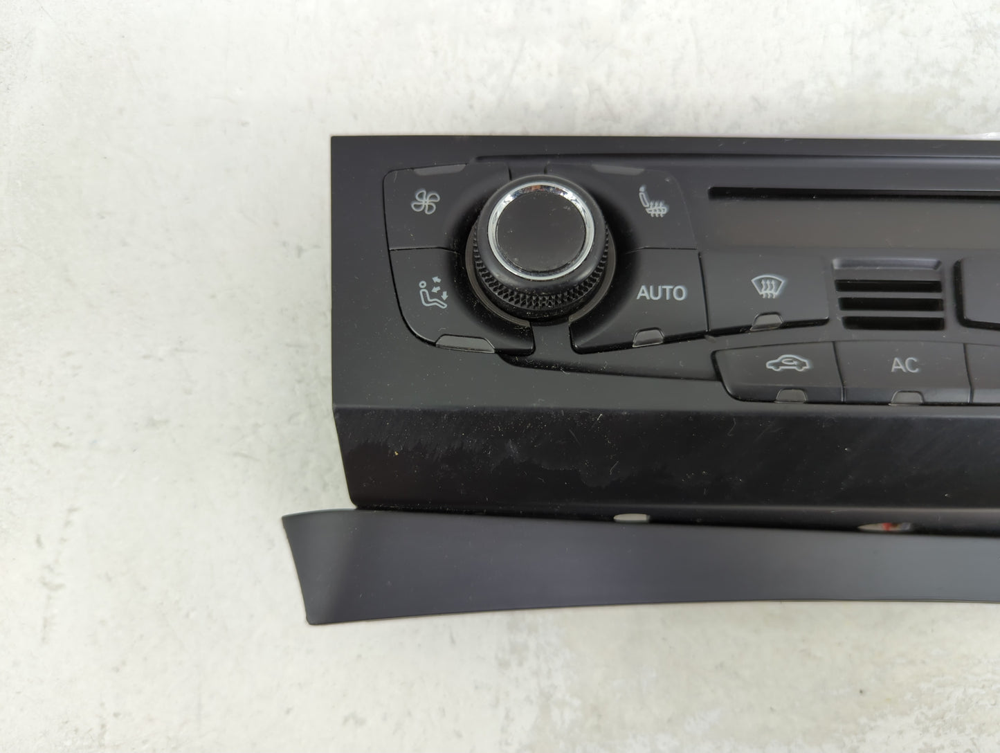 2009-2012 Audi Q5 Climate Control Module Temperature AC/Heater Replacement P/N:8T1820043AQ A2C53346679 Fits OEM Used Auto Pa
