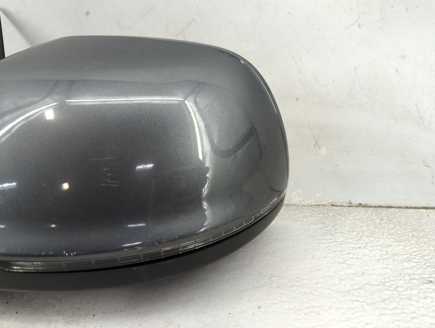 2009-2014 Audi Q5 Driver Side View Mirror - Left Door Mirror OEM Used - Oemusedautoparts1.com