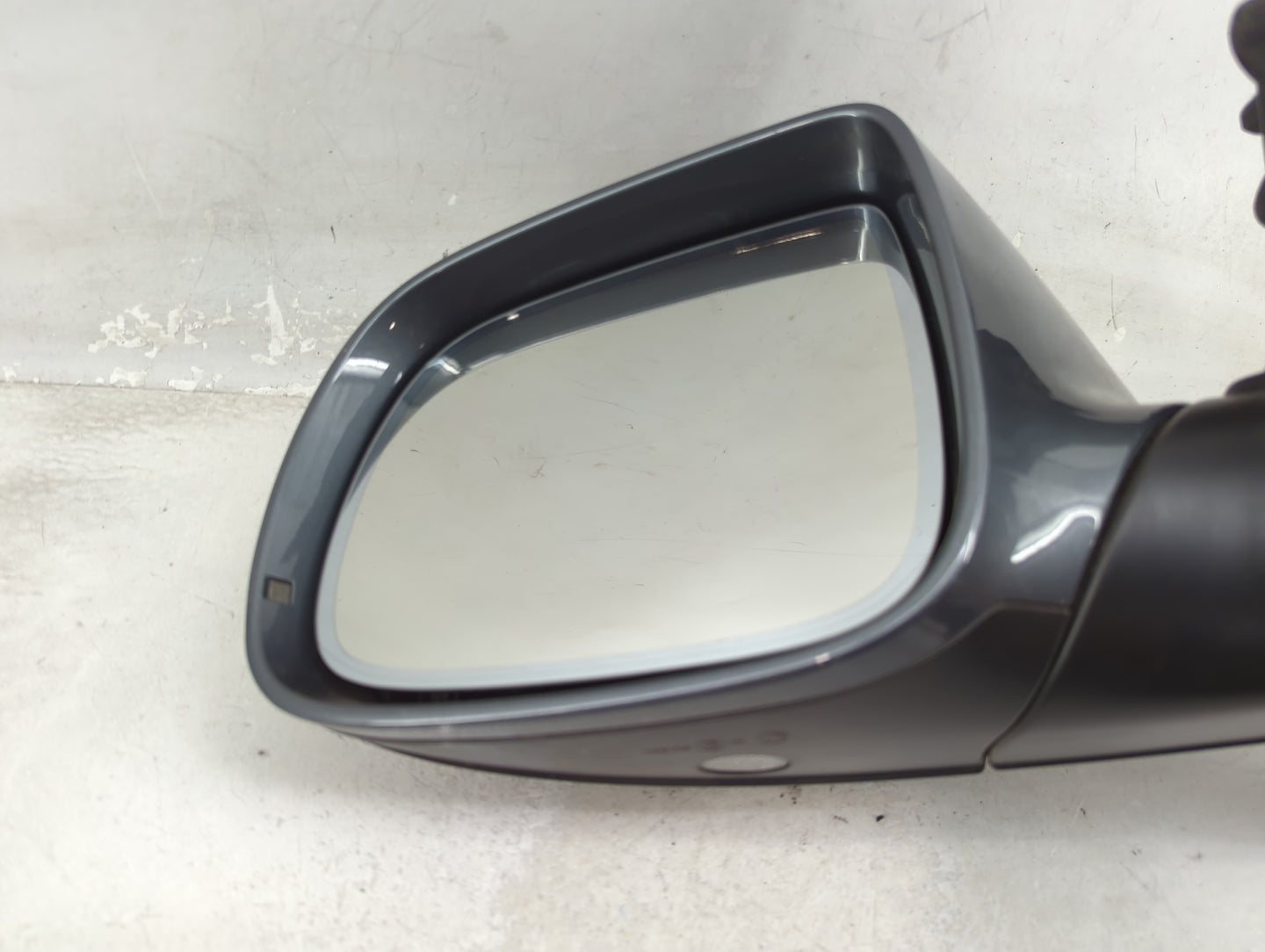 2009-2014 Audi Q5 Driver Side View Mirror - Left Door Mirror OEM Used - Oemusedautoparts1.com