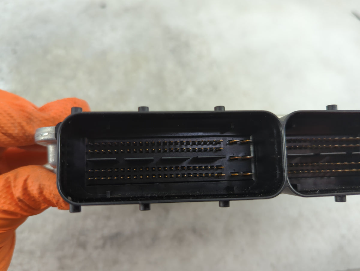 2012 Audi Q5 PCM Engine Control Computer ECU ECM PCU OEM P/N:8R0907115P 0261S06949 Fits OEM Used Auto Parts - Oemusedautopar