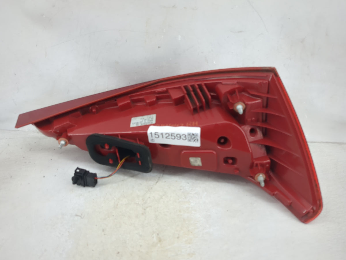 2009-2012 Audi Q5 Passenger Right Side Deck Lid Mounted Tail Light 1512593 - Oemusedautoparts1.com