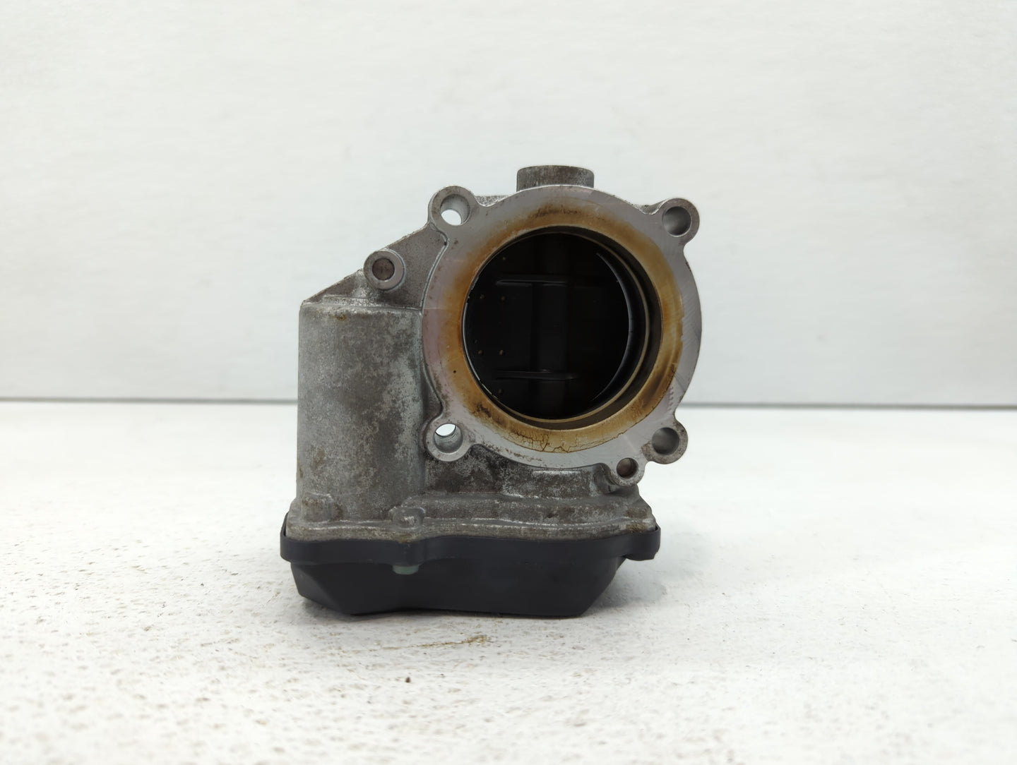 2010-2017 Audi Q5 Throttle Body P/N:06F 133 062 T 06F 133 062 Q Fits OEM Used Auto Parts - Oemusedautoparts1.com