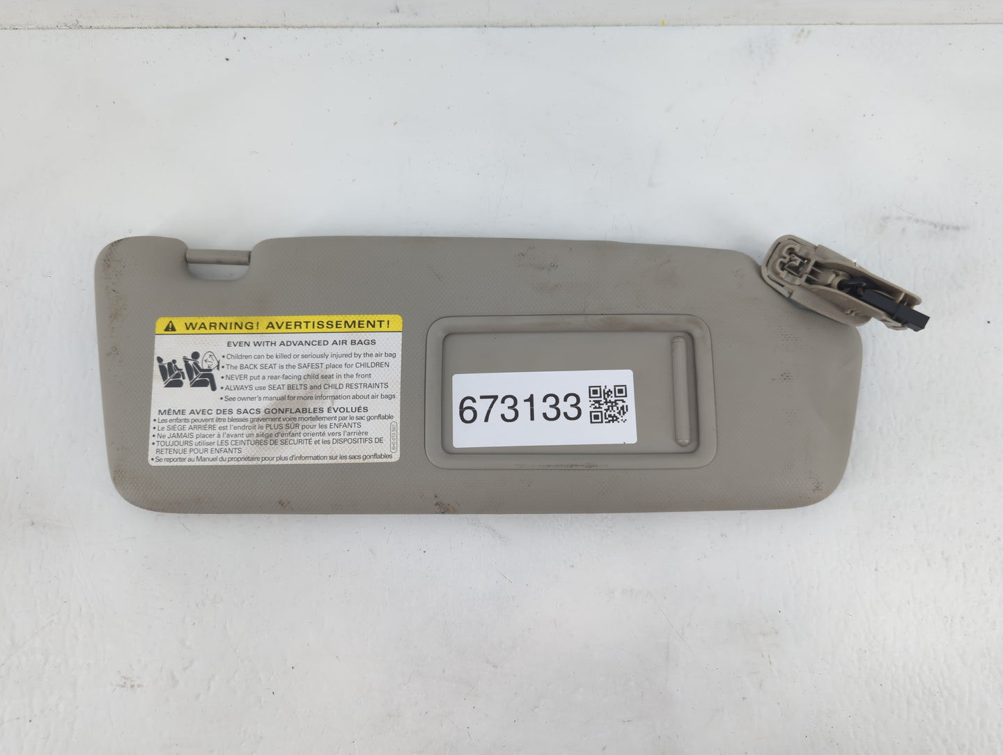 2012 Audi Q5 Sun Visor Shade Replacement Passenger Right Mirror Fits Fits 2009 2010 2011 OEM Used Auto Parts - Oemusedautopa