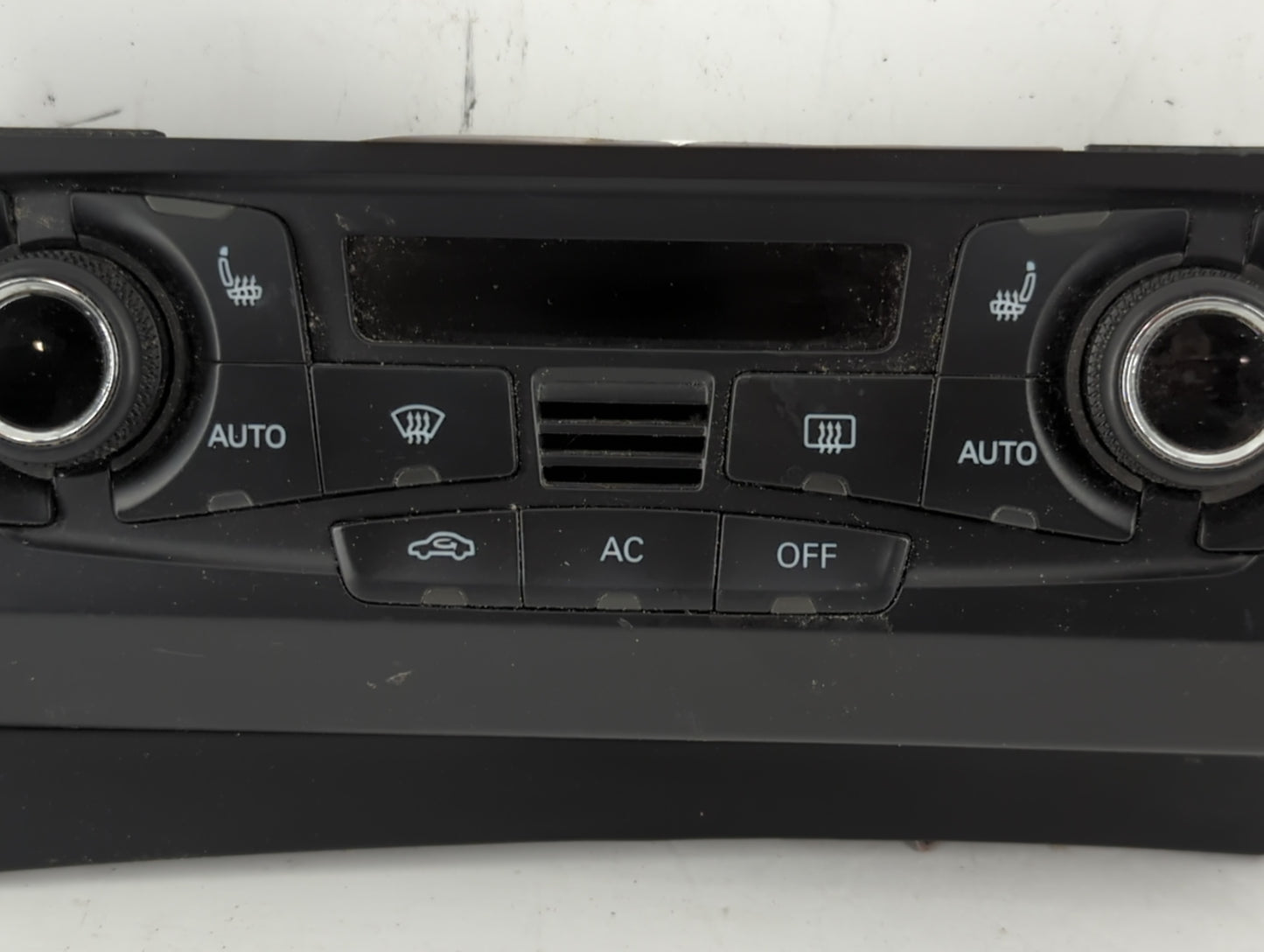 2009-2012 Audi Q5 Climate Control Module Temperature AC/Heater Replacement P/N:8T1 820 043 AK Fits OEM Used Auto Parts - Oem
