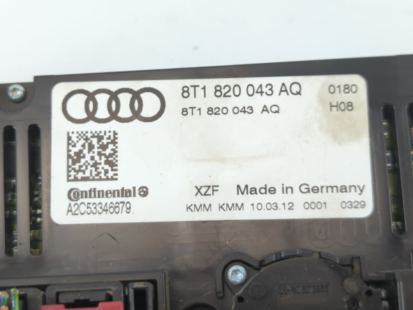 2009-2012 Audi Q5 Climate Control Module Temperature AC/Heater Replacement P/N:8T1 820 043 AQ Fits OEM Used Auto Parts - Oem