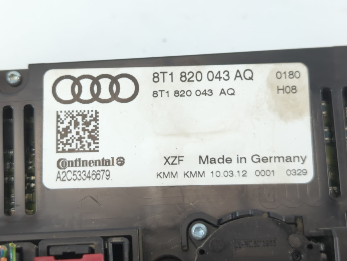 2009-2012 Audi Q5 Climate Control Module Temperature AC/Heater Replacement P/N:8T1 820 043 AQ Fits OEM Used Auto Parts - Oem