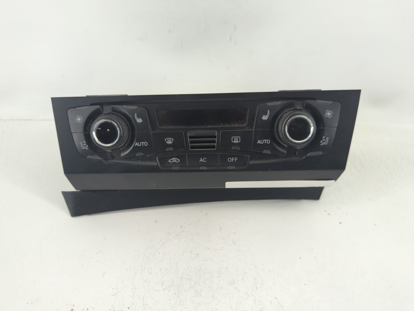 2009-2012 Audi Q5 Climate Control Module Temperature AC/Heater Replacement P/N:8T1 820 043 AK Fits OEM Used Auto Parts - Oem
