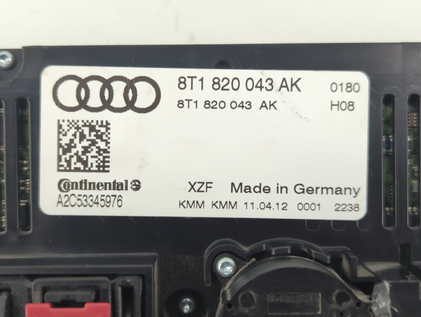 2009-2012 Audi Q5 Climate Control Module Temperature AC/Heater Replacement P/N:8T1 820 043 AK Fits OEM Used Auto Parts - Oem