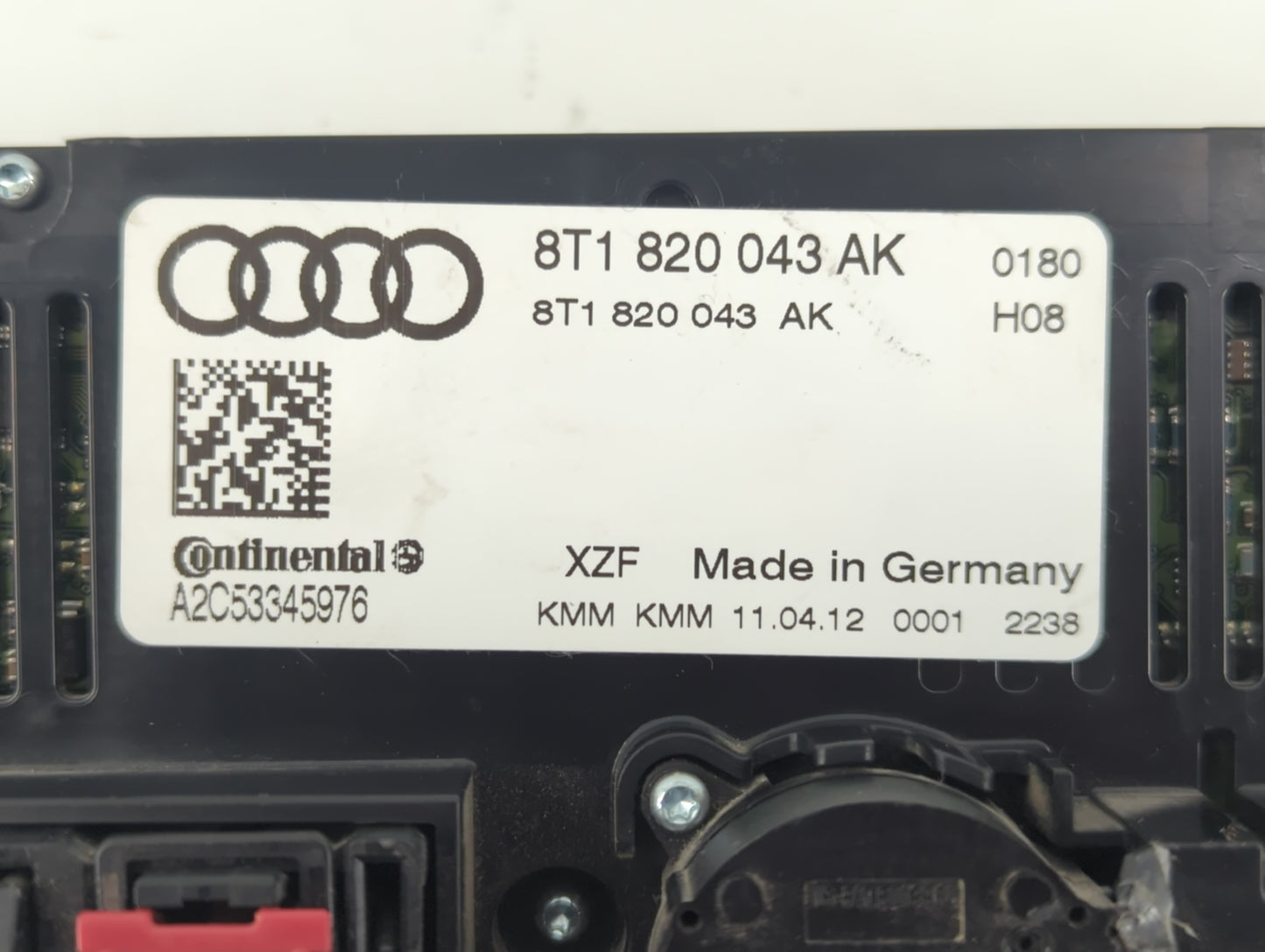 2009-2012 Audi Q5 Climate Control Module Temperature AC/Heater Replacement P/N:8T1 820 043 AK Fits OEM Used Auto Parts - Oem