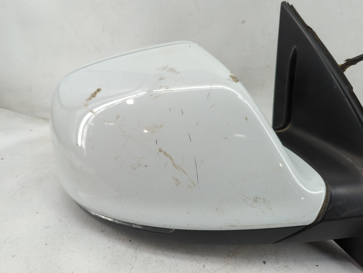 2010-2012 Audi Q7 Passenger Side View Mirror - Right Door Mirror OEM Used - Oemusedautoparts1.com