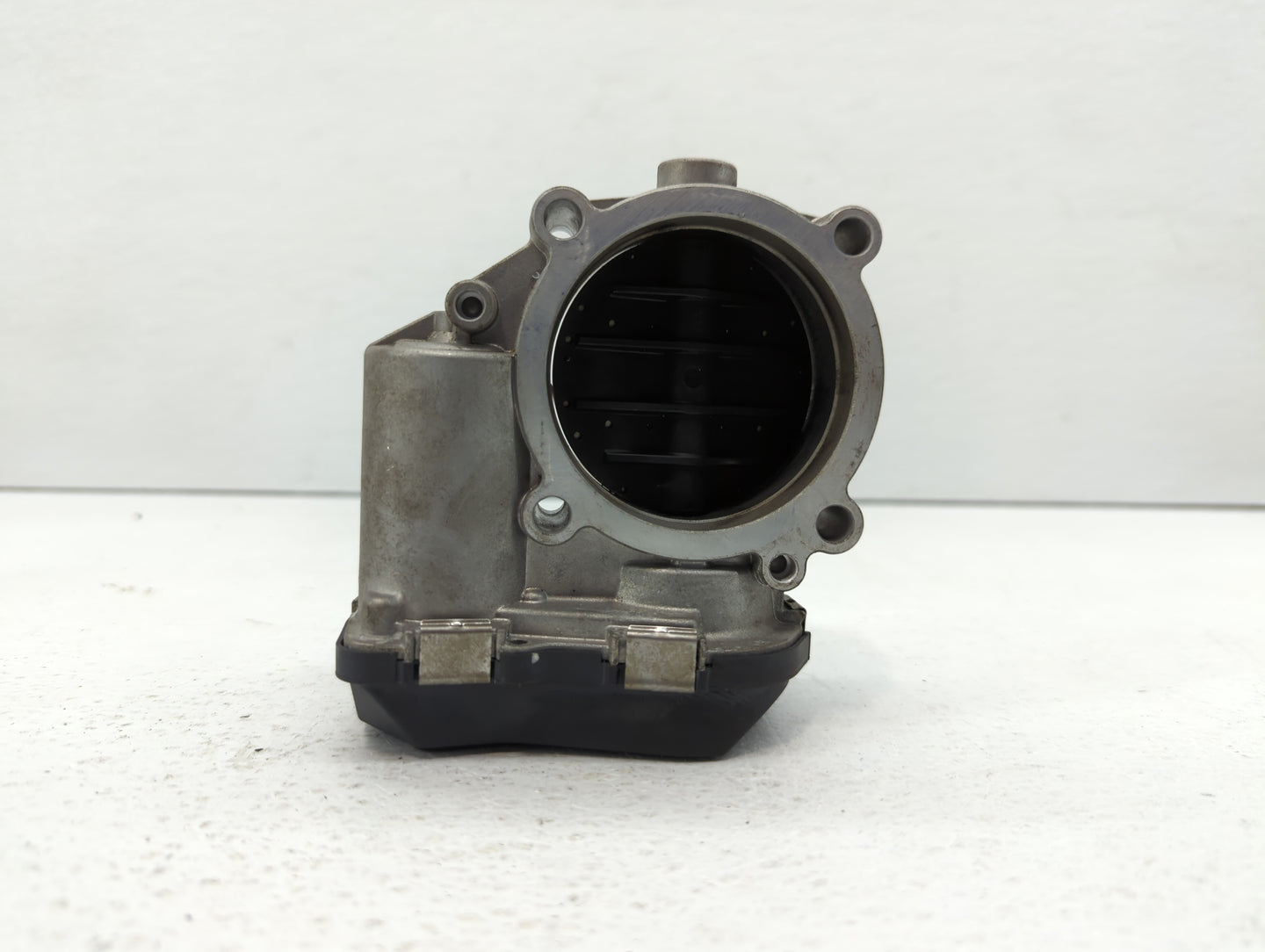 2011-2019 Audi Q7 Throttle Body P/N:06E 133 062 G Fits Fits 2008 2009 2010 2011 2012 2013 2014 2015 2016 2017 2018 2019 OEM 