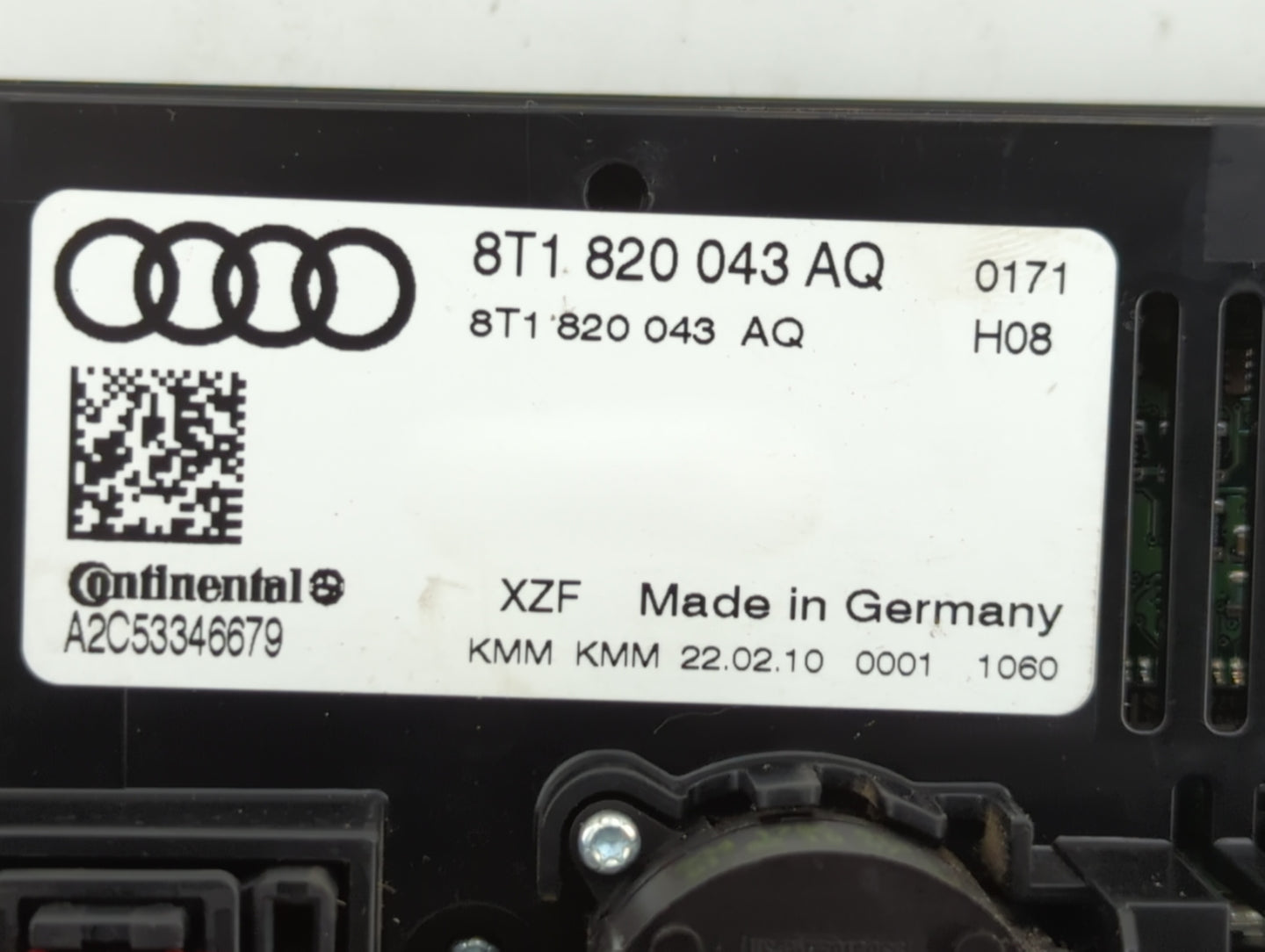 2010-2012 Audi S4 Climate Control Module Temperature AC/Heater Replacement P/N:8T1 820 043 AA 8T1 820 043 AK Fits OEM Used A