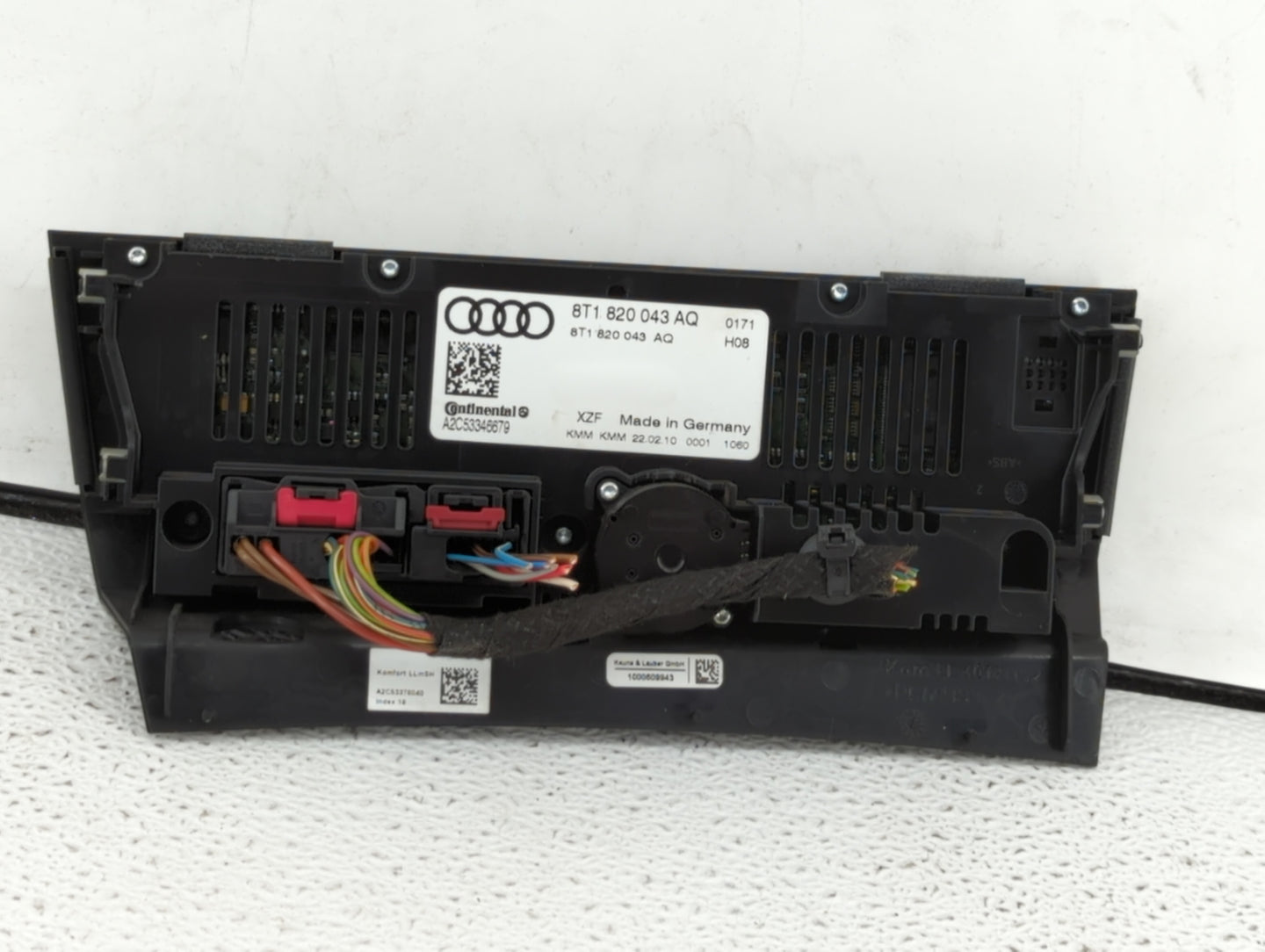2010-2012 Audi S4 Climate Control Module Temperature AC/Heater Replacement P/N:8T1 820 043 AA 8T1 820 043 AK Fits OEM Used A