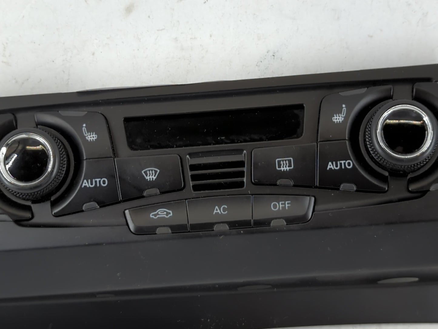 2010-2012 Audi S4 Climate Control Module Temperature AC/Heater Replacement P/N:8T1 820 043 AQ Fits OEM Used Auto Parts - Oem