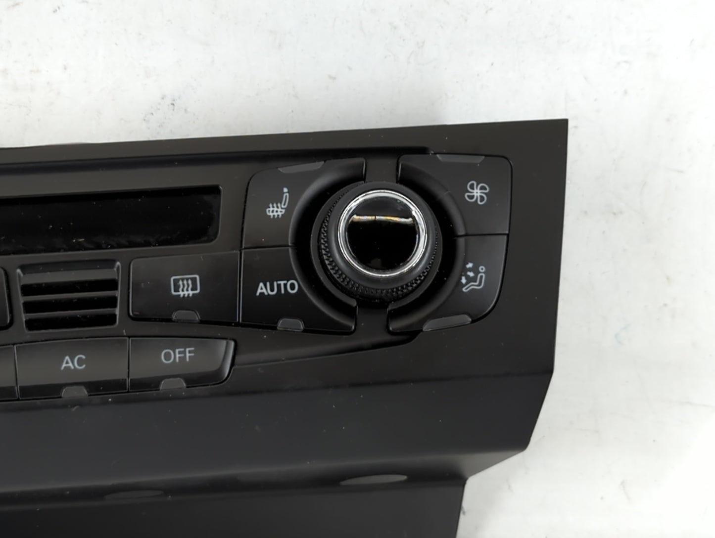 2010-2012 Audi S4 Climate Control Module Temperature AC/Heater Replacement P/N:8T1 820 043 AQ Fits OEM Used Auto Parts - Oem