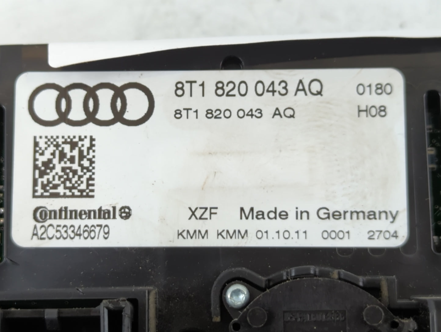 2010-2012 Audi S4 Climate Control Module Temperature AC/Heater Replacement P/N:8T1 820 043 AQ Fits OEM Used Auto Parts - Oem