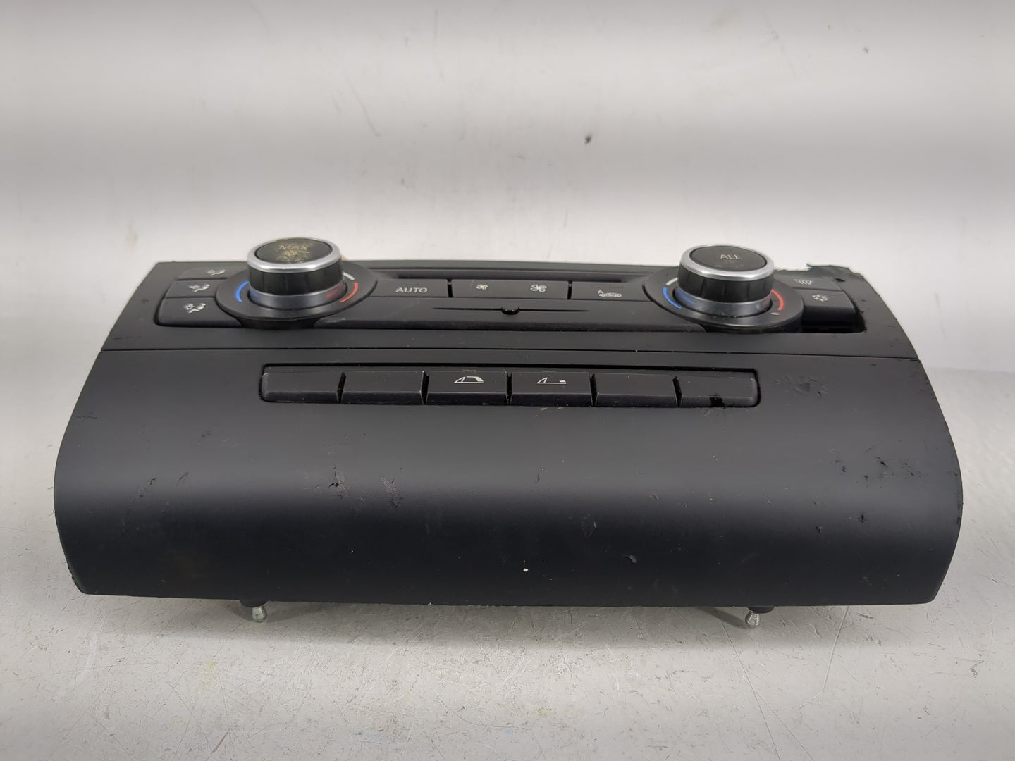 2010-2013 Bmw 135i Climate Control Module Temperature AC/Heater Replacement P/N:9263303-01 Fits Fits 2010 2011 2012 2013 201
