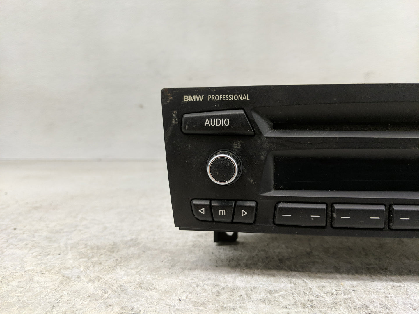 2011-2013 Bmw 135i Radio AM FM Cd Player Receiver Replacement P/N:6512 9263474-02 Fits Fits 2011 2012 2013 2014 2015 2016 OE