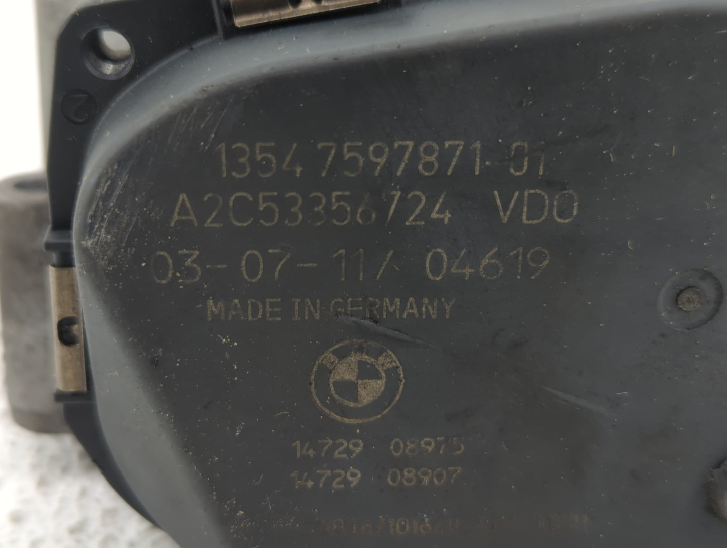 2011-2013 Bmw 135i Throttle Body P/N:1354 7597871-01 1354 7597871-03 Fits OEM Used Auto Parts - Oemusedautoparts1.com