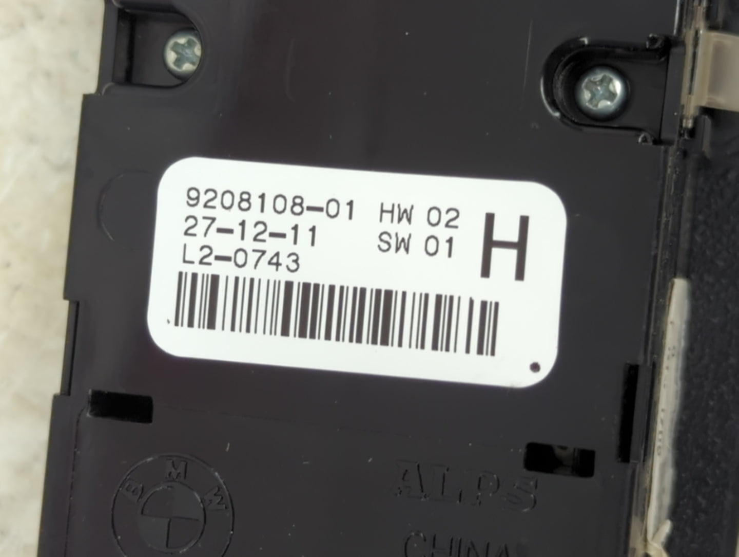 2012-2018 Bmw 320 Master Power Window Switch Replacement Driver Side Left P/N:9208108-01 Fits OEM Used Auto Parts - Oemuseda