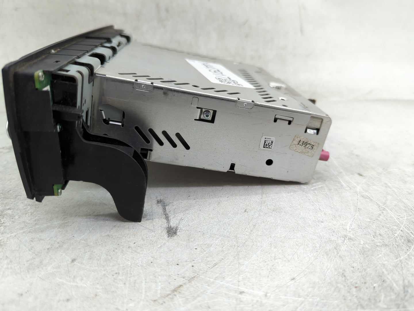 2010-2013 Bmw 328 Radio AM FM Cd Player Receiver Replacement P/N:30043400 Fits Fits 2010 2011 2012 2013 2014 2015 2016 OEM U
