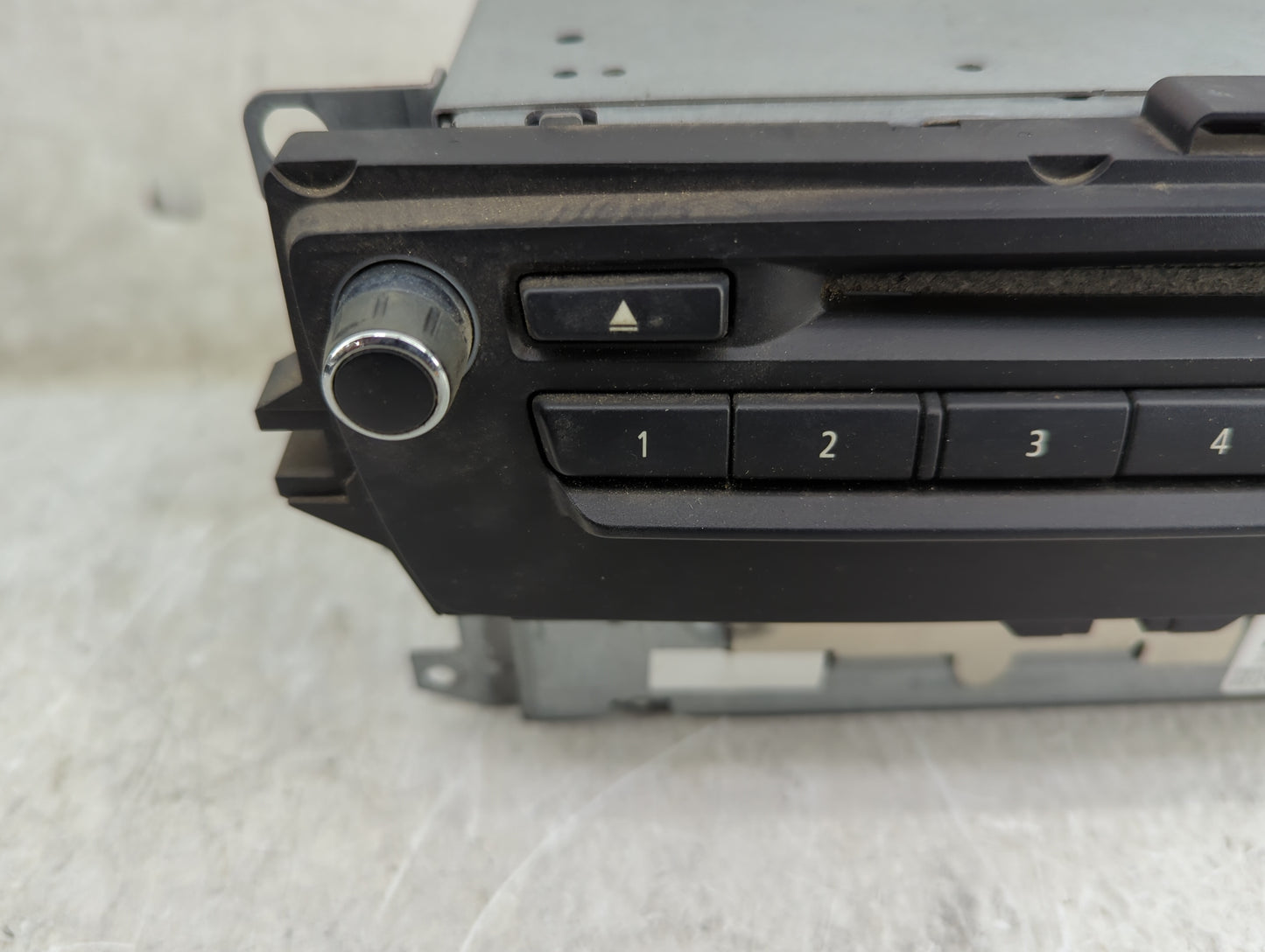 2012 Bmw 328 Radio AM FM Cd Player Receiver Replacement P/N:9583074B2051817 CI9273170010 Fits OEM Used Auto Parts - Oemuseda
