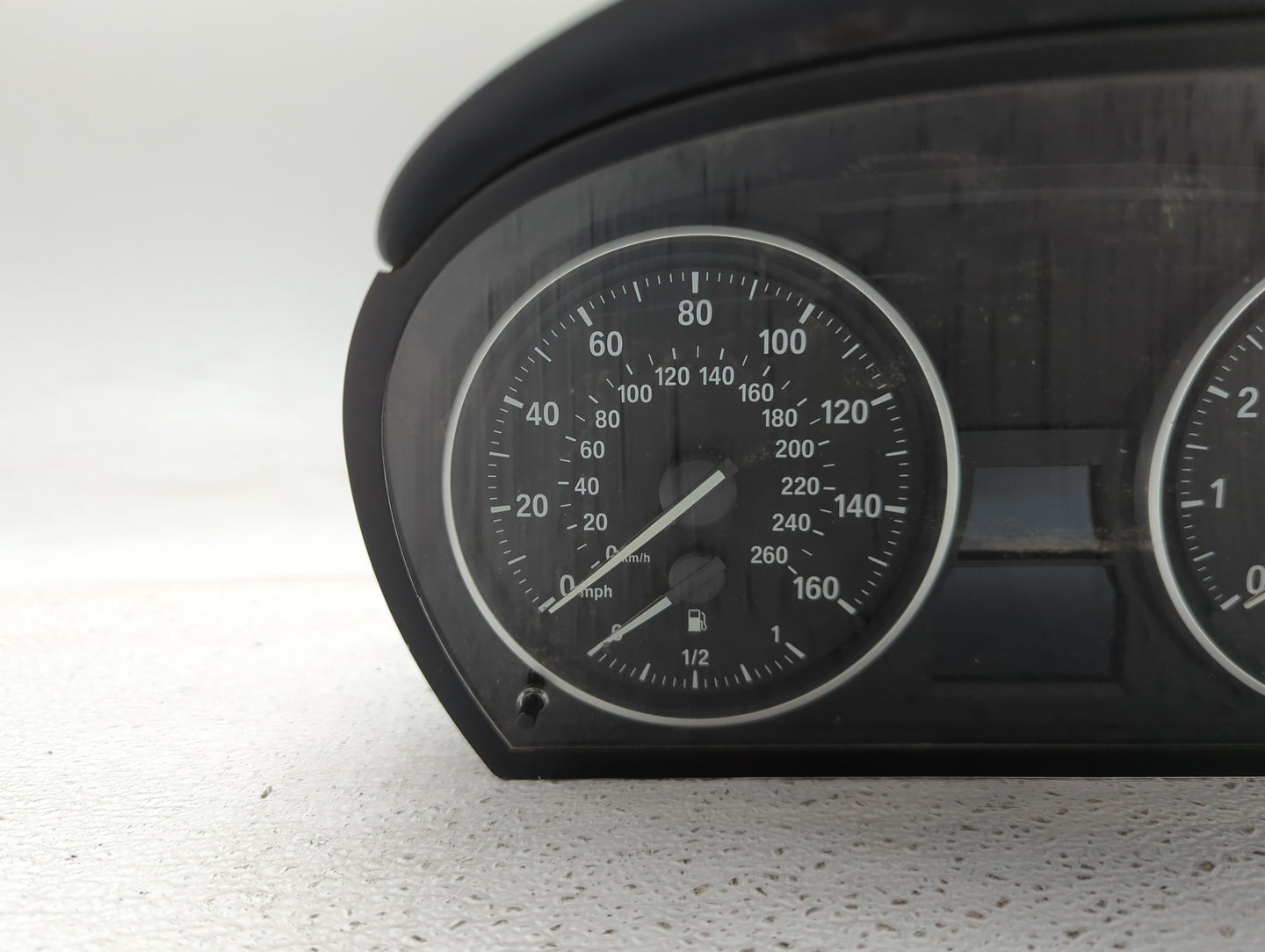 2011-2013 Bmw 328 Instrument Cluster Speedometer Gauges P/N:9242370-01 IK924237001S, A2C53418509 Fits Fits 2011 2012 2013 OE