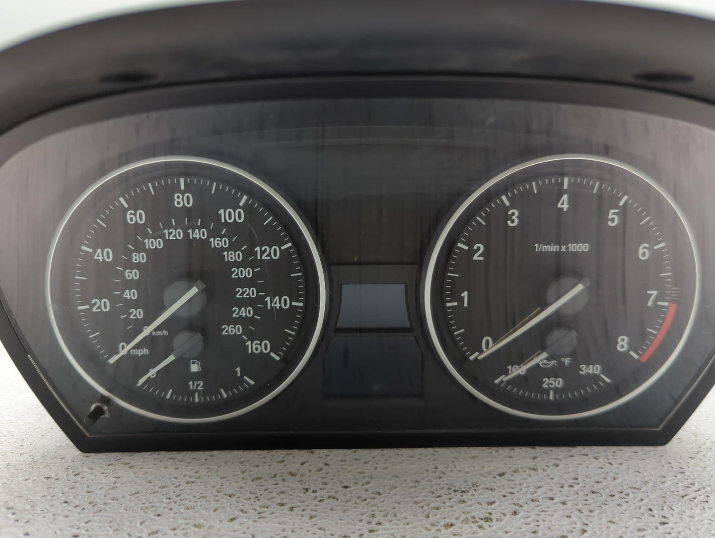 2011-2013 Bmw 328 Instrument Cluster Speedometer Gauges P/N:9242370-01 709151549, 14369510, A2C53418509 Fits Fits 2011 2012 