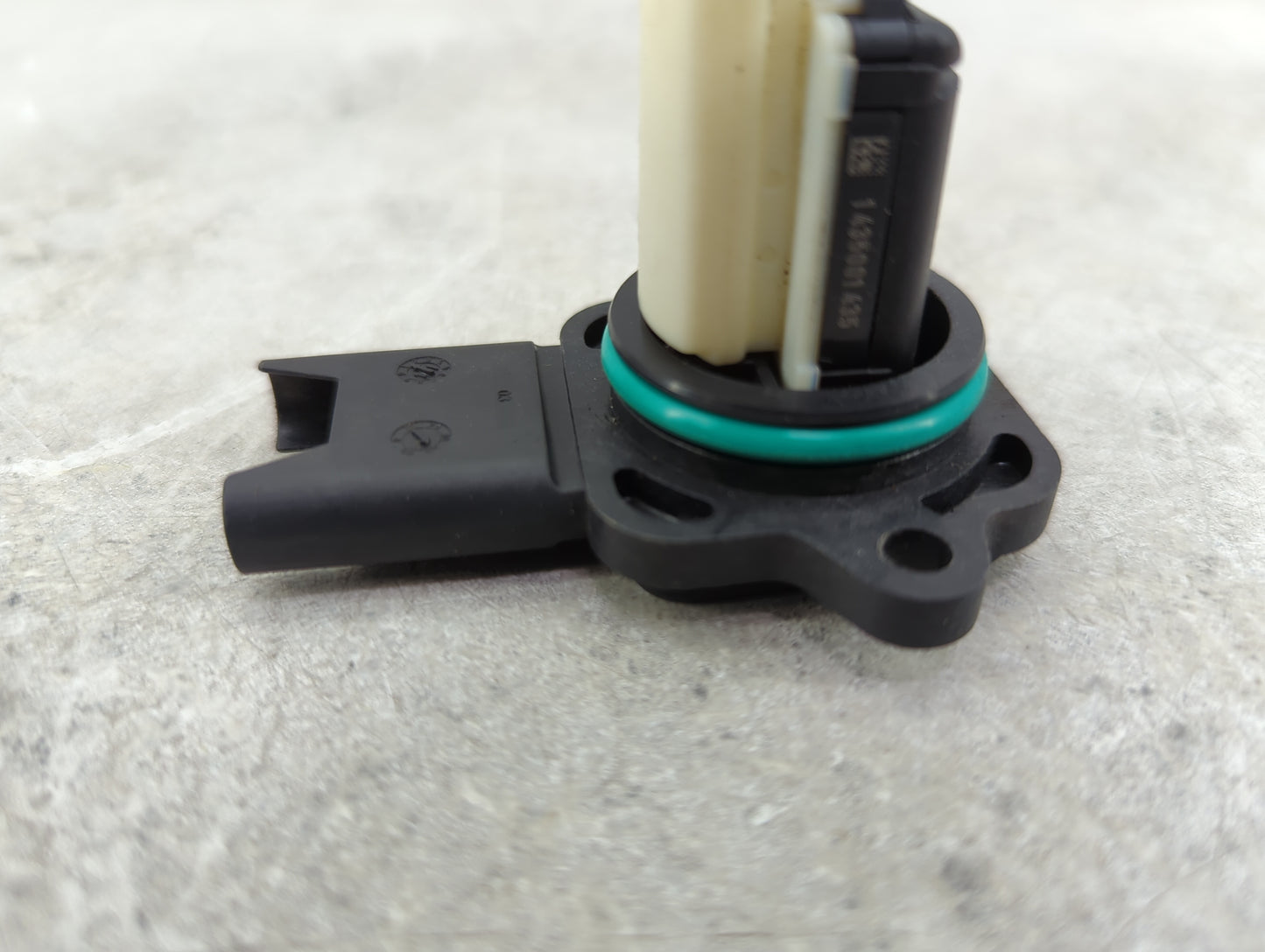 Bmw 328 Mass Air Flow Meter Maf - Oemusedautoparts1.com