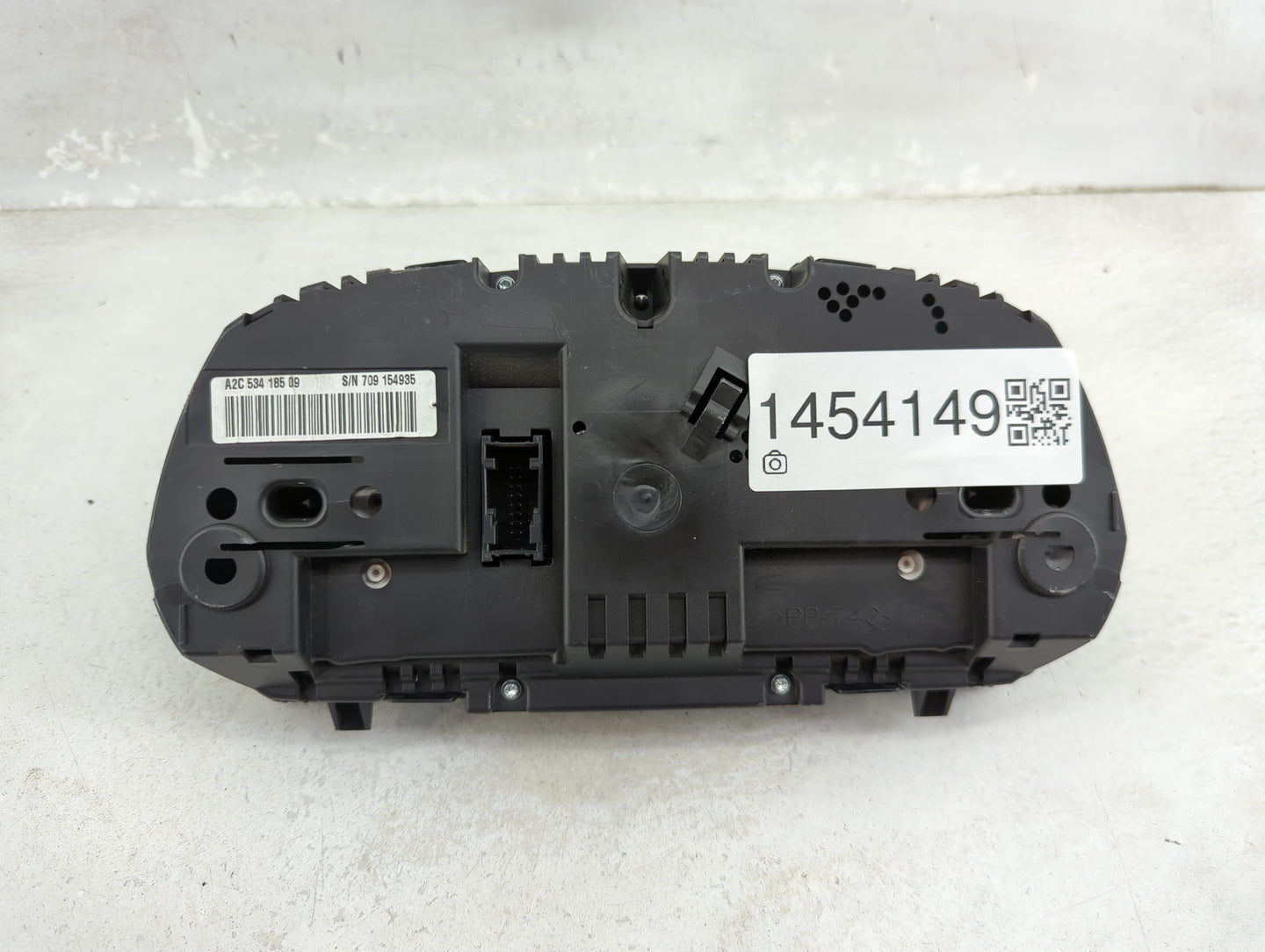2011-2013 Bmw 328 Instrument Cluster Speedometer Gauges P/N:9242370-01 A2C53418509, A2C1304200 Miles:144K Fits Fits 2011 201