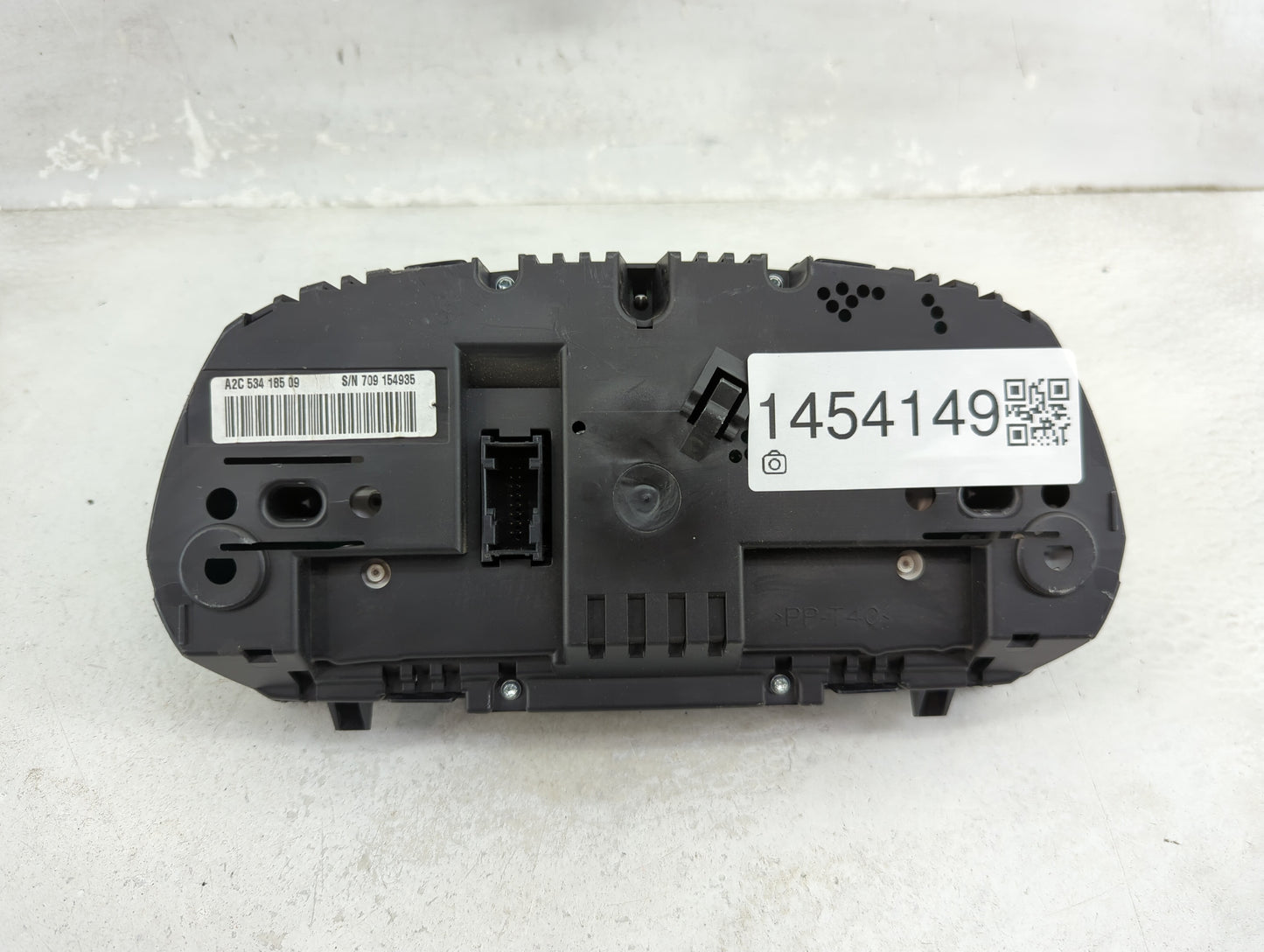 2011-2013 Bmw 328 Instrument Cluster Speedometer Gauges P/N:9242370-01 A2C53418509, A2C1304200 Miles:144K Fits Fits 2011 201