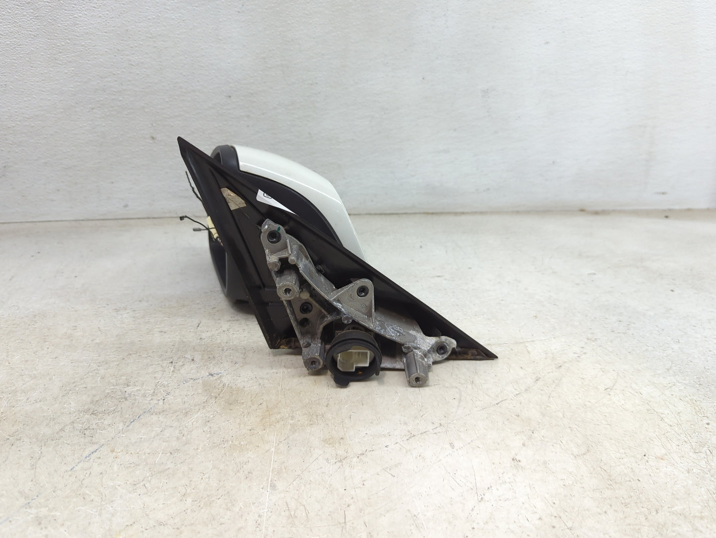 2012-2013 Bmw 328 Driver Side View Mirror - Left Door Mirror OEM Used - Oemusedautoparts1.com