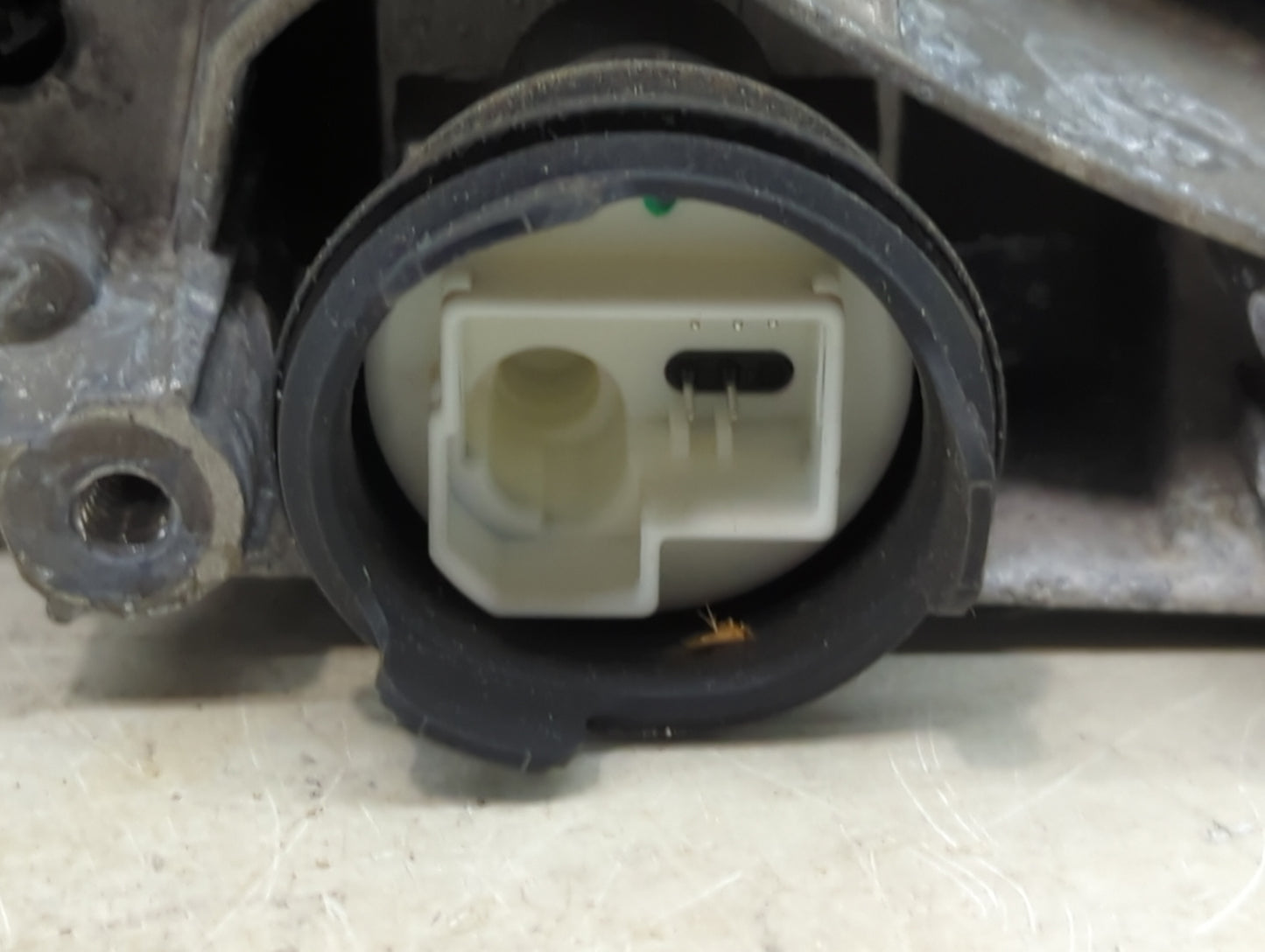 2012-2013 Bmw 328 Driver Side View Mirror - Left Door Mirror OEM Used - Oemusedautoparts1.com