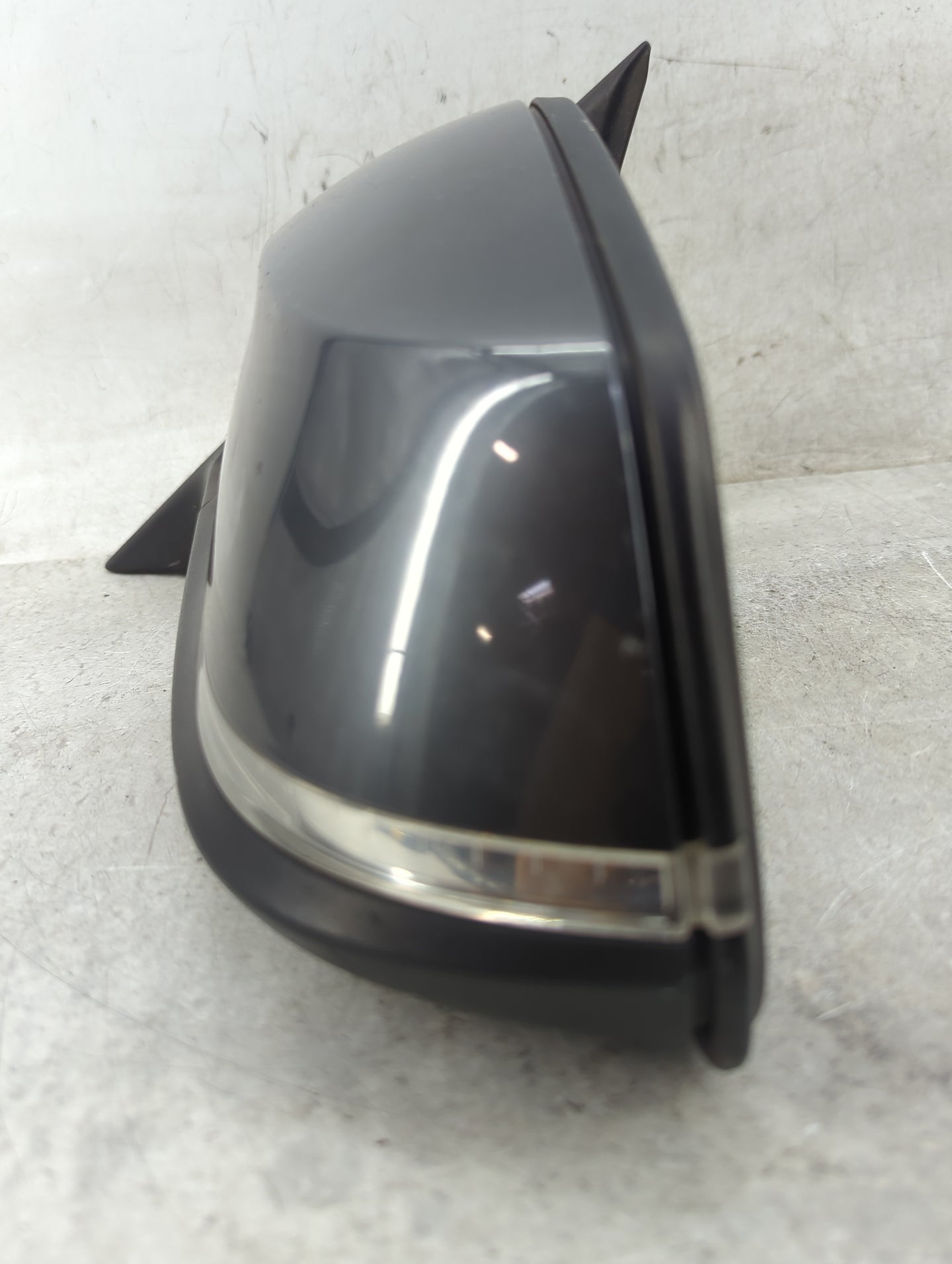 2012-2013 Bmw 328 Driver Side View Mirror - Left Door Mirror OEM Used - Oemusedautoparts1.com