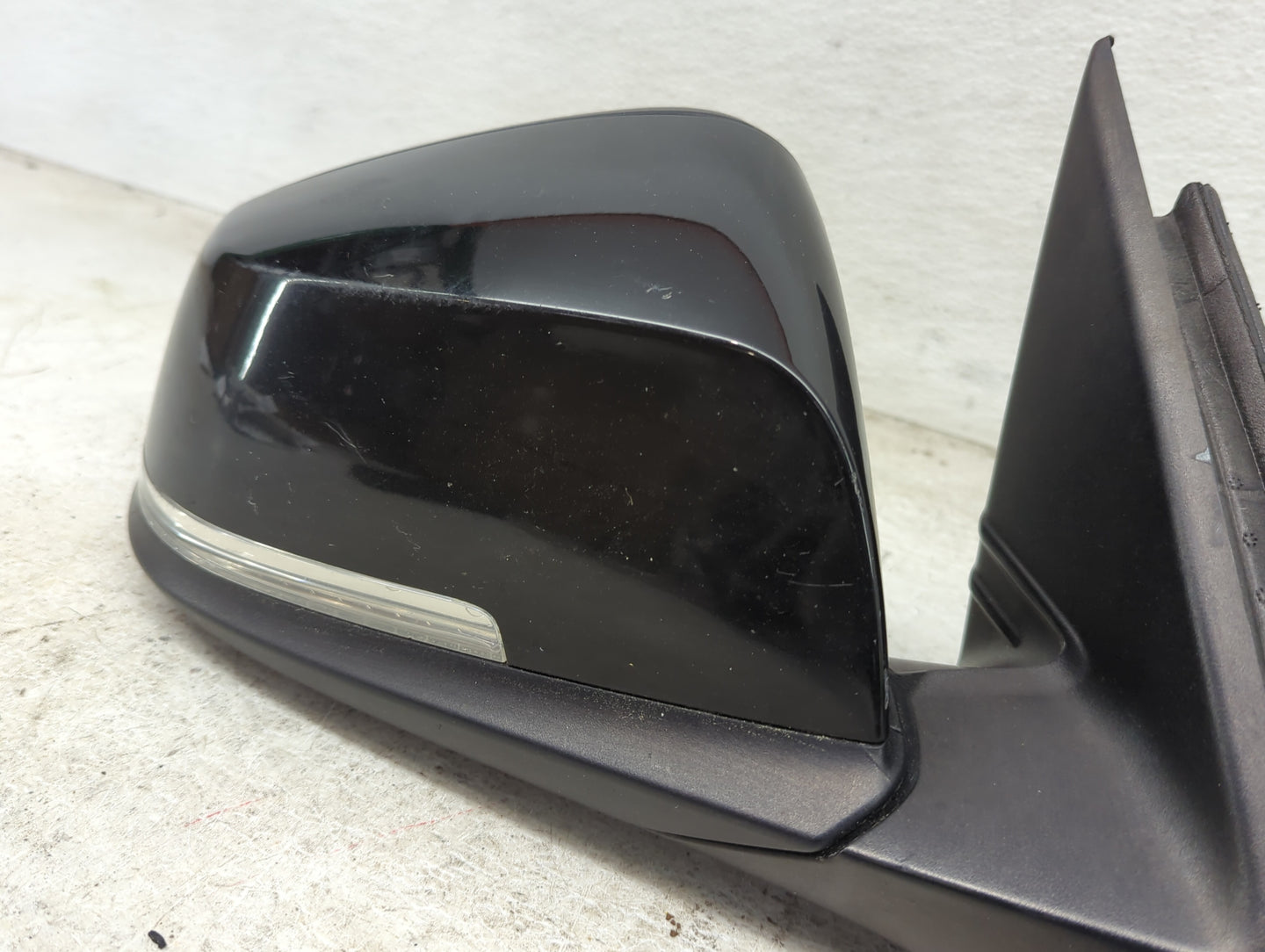 2012-2013 Bmw 328i Passenger Side View Mirror - Right Door Mirror OEM Used - Oemusedautoparts1.com
