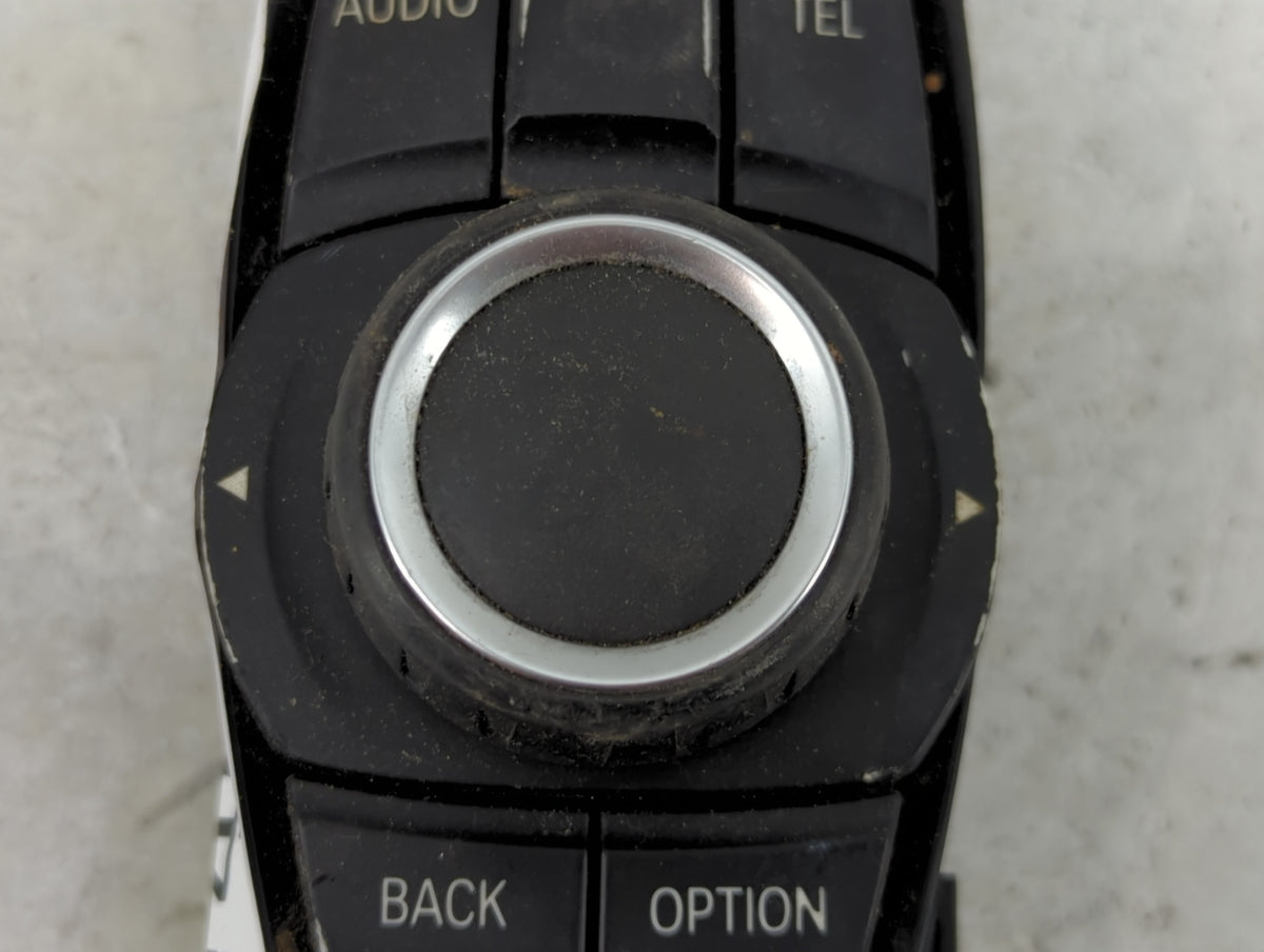 2012 Bmw 328i Radio AM FM Cd Player Receiver Replacement P/N:ZE926170403 033623101, 9226955, 9226955-04 OEM Used Auto Parts 