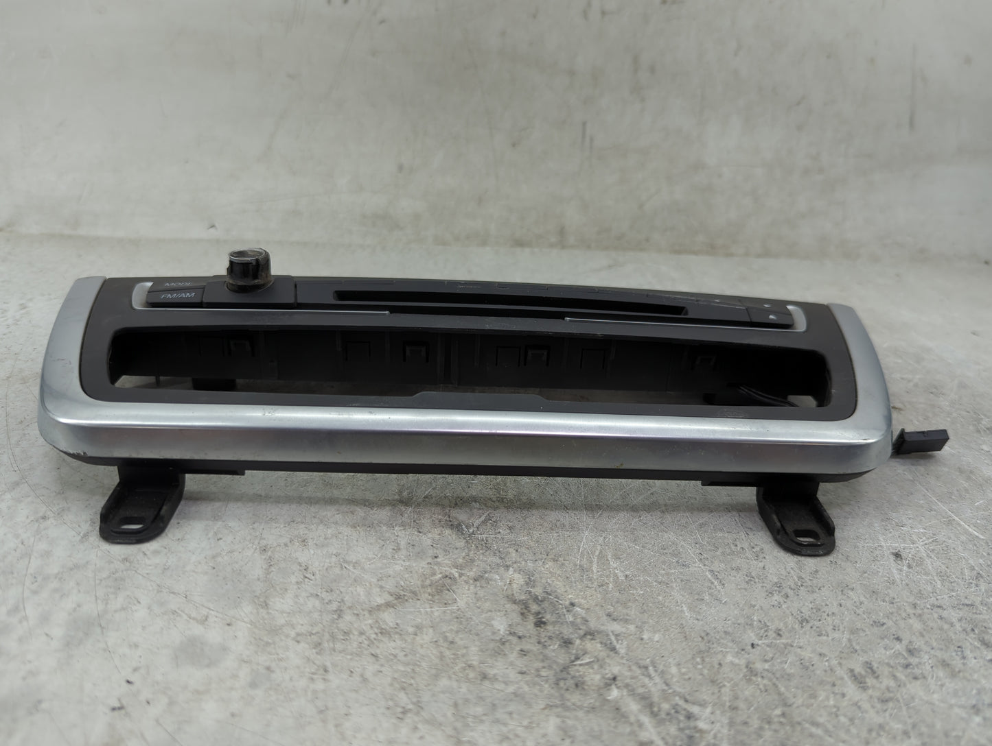 2012 Bmw 328i Radio AM FM Cd Player Receiver Replacement Fits OEM Used Auto Parts - Oemusedautoparts1.com