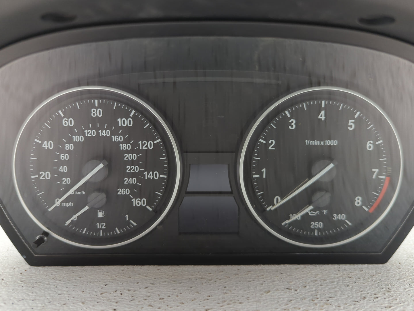 2011-2013 Bmw 328i Instrument Cluster Speedometer Gauges P/N:9242370-01 A2C53185309, A2C53321377 Fits Fits 2011 2012 2013 OE
