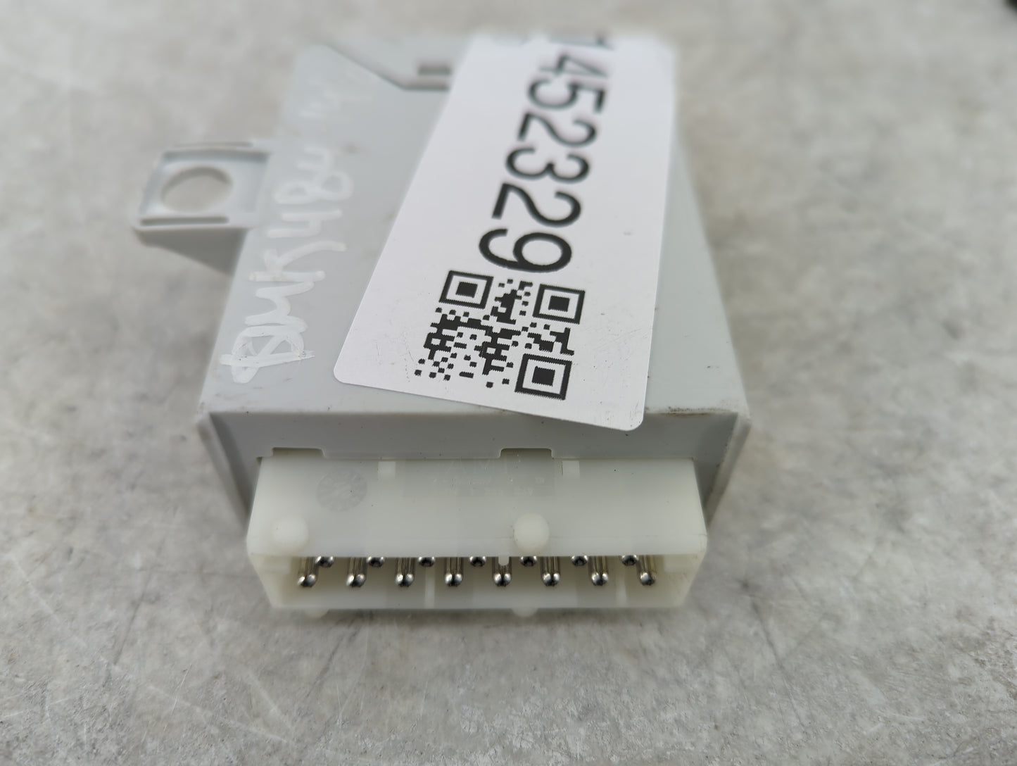 Bmw 328i Fuel Pump Control Module 6135 7188110-01|55892110|072720801 - Oemusedautoparts1.com