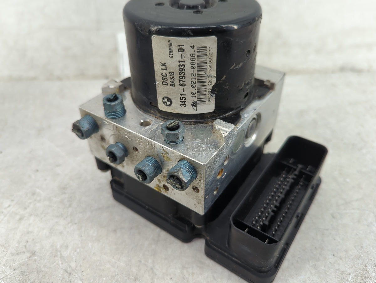 2012-2013 Bmw 328i Anti-Lock Brake ABS Pump Module Actuator OEM P/N:3451-6793931-01 10.0212-0888.4 Fits Fits 2012 2013 OEM U